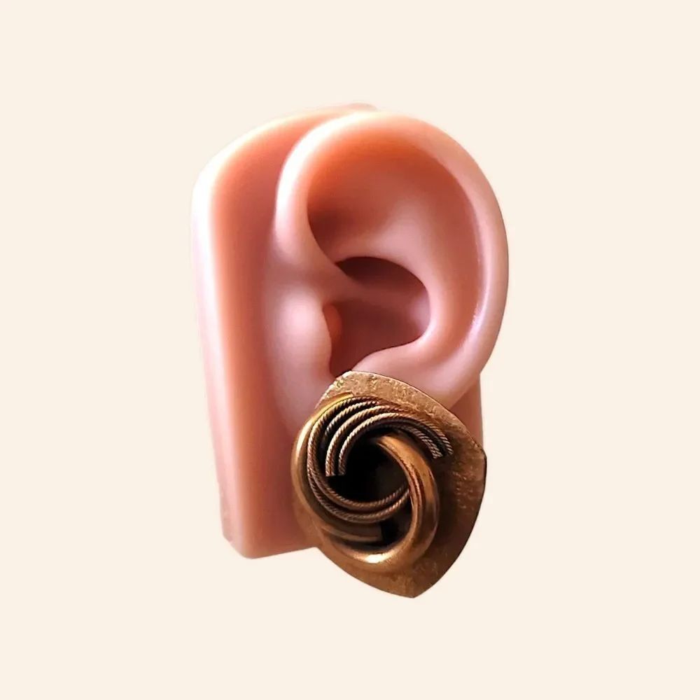 Baer Sf VintageโClip-on Earrings